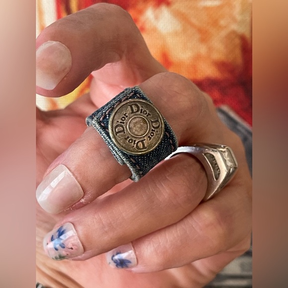 ⭐️COA⭐️👖RaRe CHRISTIAN DiOR Denim Snap-Ring⭐️Oh So HaUtE aNd So FuN⭐️Comes w/COA - Picture 14 of 14